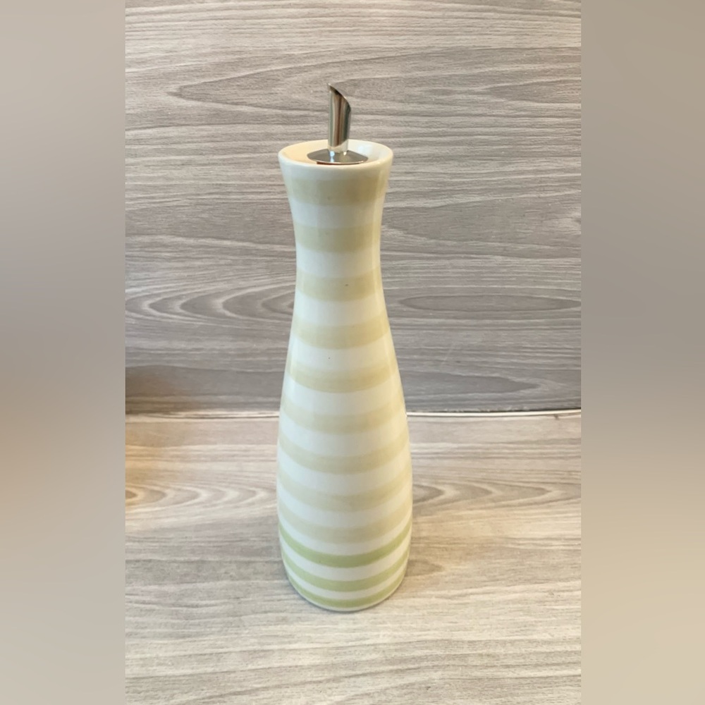 TYPHOON MODERN PORCELAIN OIL CRUET OIL HOLDER PORCELAIN. Great condition.